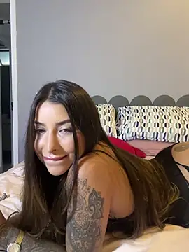 Snapshot of thauanydemontie chatting on March 2026 08:41:01 PM thauanydemontie online show from March 2026 08:41:01 PM