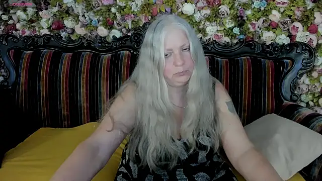 Snapshot of mariabelladonna chatting on July 2026 10:25:02 PM mariabelladonna online show from July 2026 10:25:02 PM