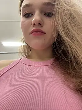 Snapshot of RussianWoman chatting on February 2026 03:03:02 AM RussianWoman online show from February 2026 03:03:02 AM