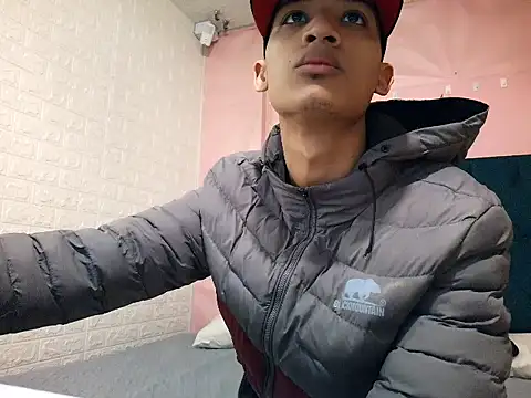 Snapshot of saniasex2025 chatting on December 2025 01:27:01 PM saniasex2025 online show from December 2025 01:27:01 PM