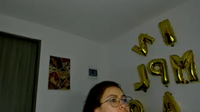 Snapshot of MarieTaylor_ chatting on April 2026 06:54:02 PM MarieTaylor online show from April 2026 06:54:02 PM