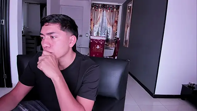 ATLASVANDRAKE online show from December 2025 07:31:01 PM