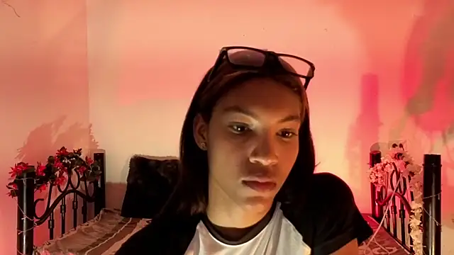 ginebra-n18 online show from November 2025 12:43:02 AM