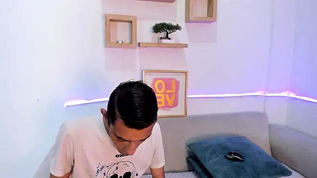 Lia Steven online show from November 2025 03:39:02 AM