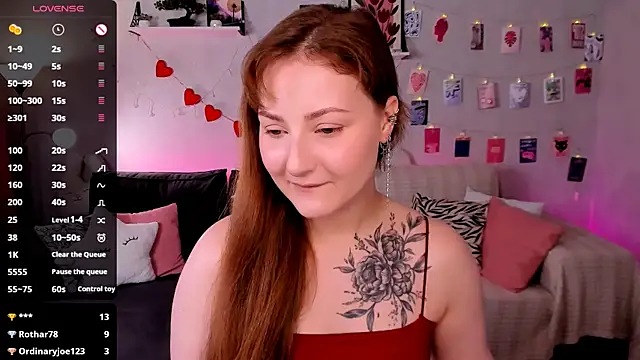 Snapshot of velvet_cherry_ chatting on July 2026 09:04:02 AM velvet cherry online show from July 2026 09:04:02 AM