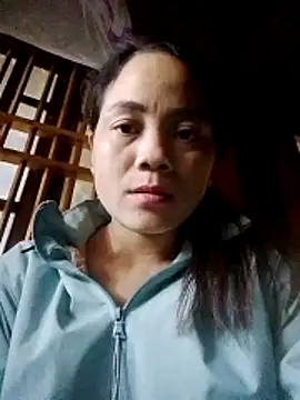 Snapshot of bela-hayes chatting on November 2025 12:57:02 AM bela-hayes online show from November 2025 12:57:02 AM