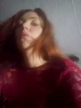 Snapshot of Megintbeus chatting on December 2025 12:10:01 PM Megintbeus online show from December 2025 12:10:01 PM