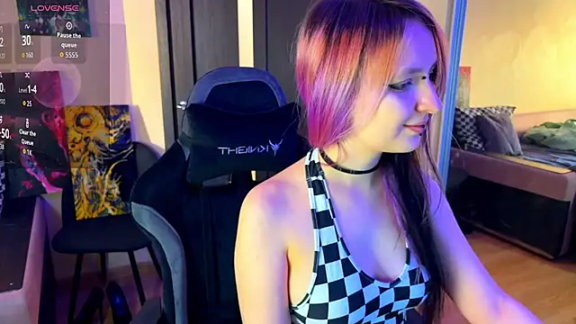 Snapshot of lavender_monster chatting on February 2026 10:12:01 AM lavender monster online show from February 2026 10:12:01 AM