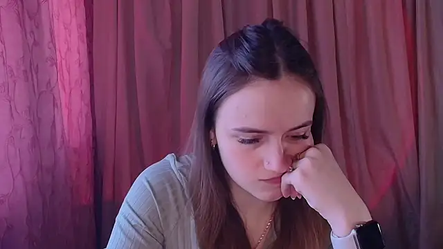 Illa May online show from February 2026 08:20:01 AM