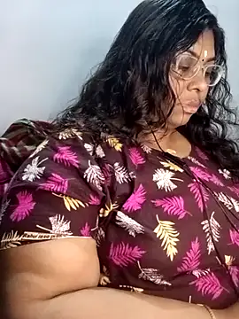 Riya-mallus online show from November 2025 03:23:02 PM