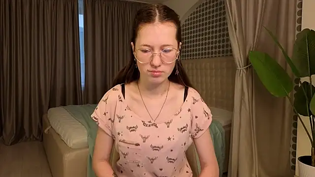 MiraFenech online show from November 2025 06:06:02 AM