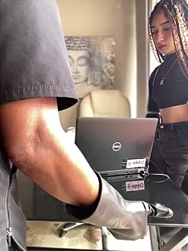 Snapshot of Emma_pink18 chatting on November 2025 04:31:02 PM Emma pink18 online show from November 2025 04:31:02 PM