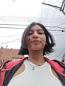 Zoe addiction online show from December 2025 03:43:02 PM