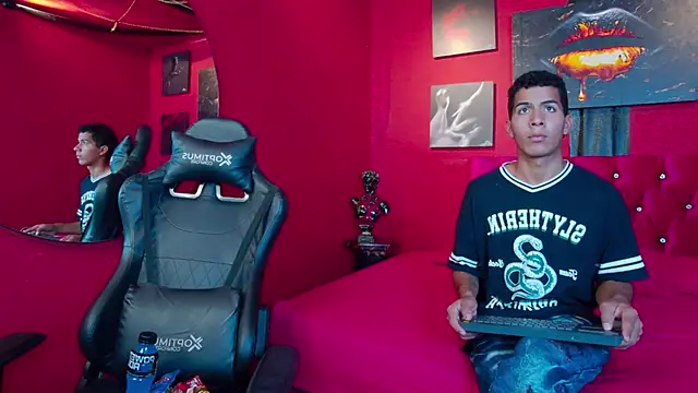 Noah Greenhart online show from January 2026 07:59:02 PM