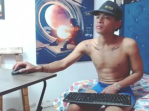 Snapshot of crissex3 chatting on March 2026 01:38:02 PM crissex3 online show from March 2026 01:38:02 PM