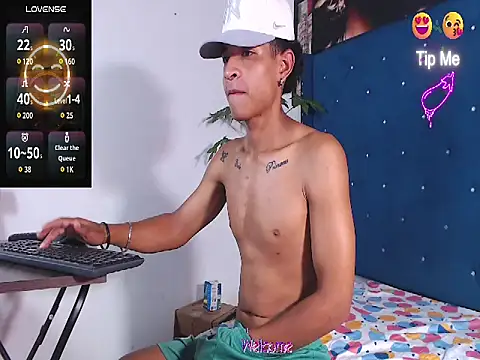 Snapshot of crissex3 chatting on March 2026 12:10:01 PM crissex3 online show from March 2026 12:10:01 PM