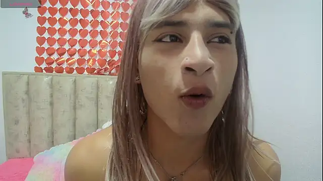 Bebesitodavis online show from November 2025 05:26:01 PM