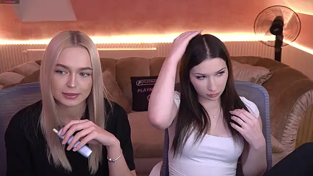 Snapshot of Liza_Mur chatting on November 2025 03:12:02 PM Liza Mur online show from November 2025 03:12:02 PM