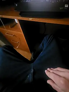 Snapshot of Raika25 chatting on December 2025 11:19:01 AM Raika25 online show from December 2025 11:19:01 AM