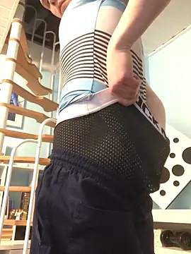 Spielzeugtwink online show from April 2026 04:26:01 PM