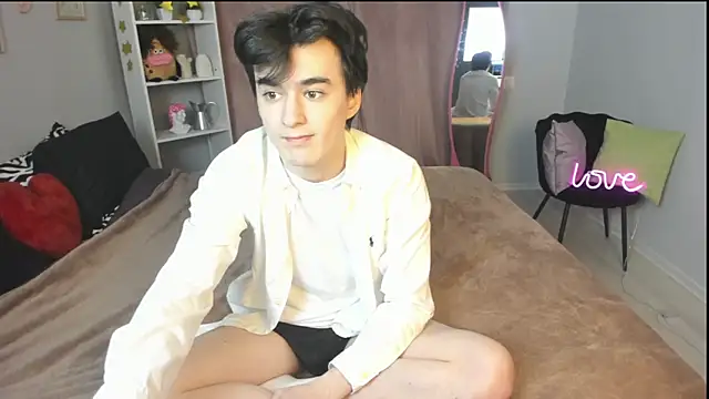 kevinhunter  online show from November 2025 02:39:02 PM