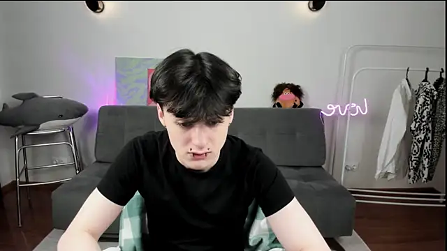 kevinhunter  online show from November 2025 03:47:01 PM