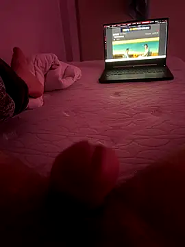 darknebula80 online show from December 2025 09:52:01 PM