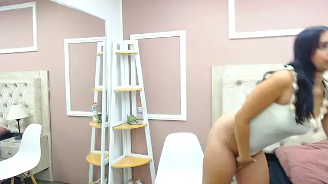 Snapshot of kamizea chatting on November 2025 10:34:02 PM kamizea online show from November 2025 10:34:02 PM