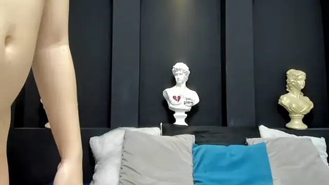 Snapshot of emilyrousee01 chatting on April 2026 07:00:01 PM emilyrousee01 online show from April 2026 07:00:01 PM