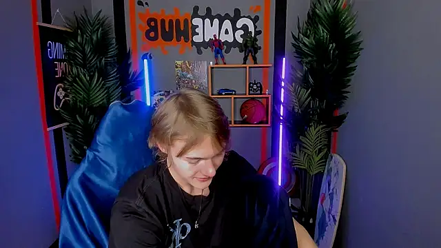 Snapshot of DonaldWoon chatting on December 2025 04:02:01 PM DonaldWoon online show from December 2025 04:02:01 PM