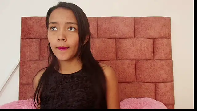 Snapshot of Full_Ass_nasty chatting on December 2025 01:49:02 PM Full Ass nasty online show from December 2025 01:49:02 PM