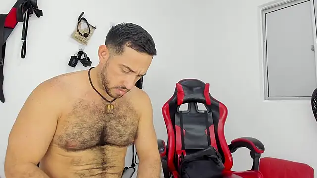 Snapshot of RoughSex_and_BDSM chatting on November 2025 02:58:01 AM RoughSex and BDSM online show from November 2025 02:58:01 AM