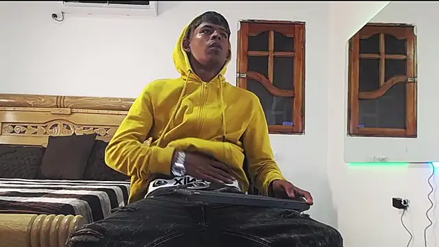 black boy22  online show from November 2025 06:49:01 AM