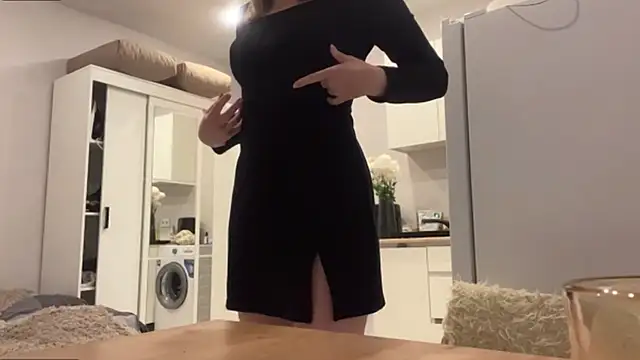 Snapshot of BimetalXerox chatting on November 2025 06:21:02 PM BimetalXerox online show from November 2025 06:21:02 PM