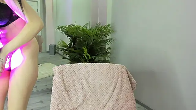 SerennaNoir online show from February 2026 08:21:01 PM