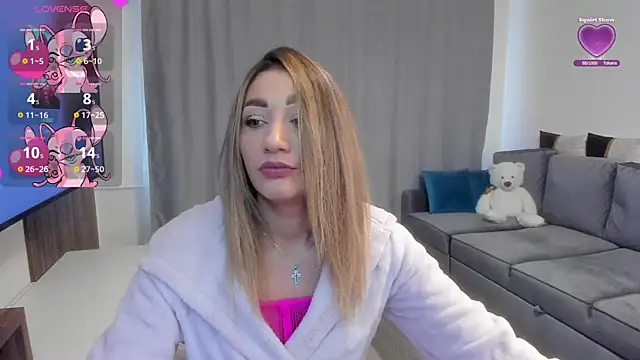 Snapshot of rossana_doll chatting on April 2026 07:22:01 AM rossana doll online show from April 2026 07:22:01 AM