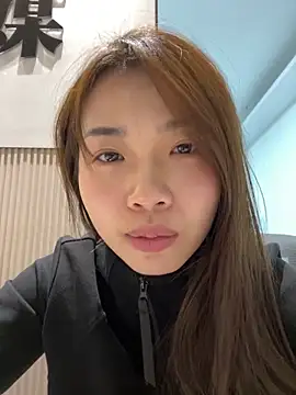 GYYoo online show from November 2025 07:29:02 AM