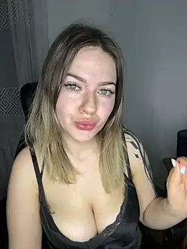 SoniaLav online show from February 2026 06:23:01 PM