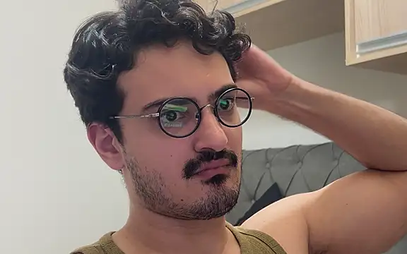 Snapshot of baelaleia chatting on November 2025 06:02:02 AM baelaleia online show from November 2025 06:02:02 AM