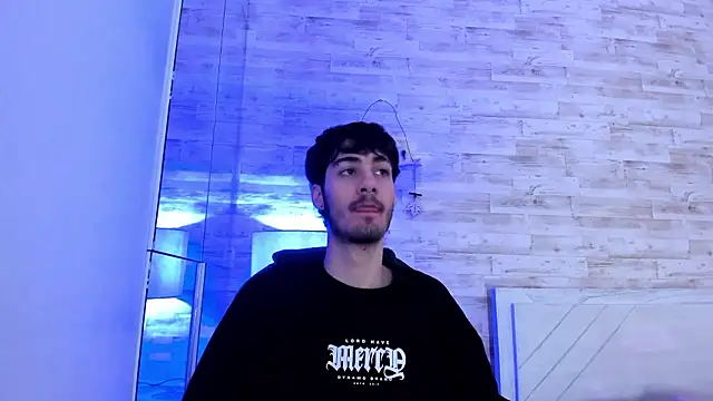 Emir Ozan  online show from January 2026 07:34:01 PM