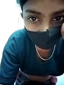 Miss tinaaa online show from December 2025 10:46:02 AM