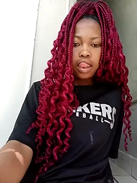 Sweethoneypot25 online show from February 2026 09:14:02 AM