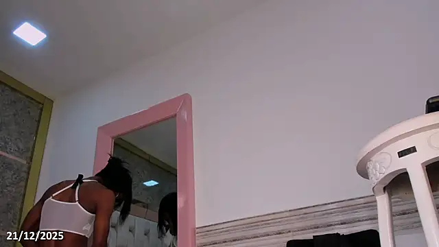 Melanie St4r online show from December 2025 10:28:02 PM