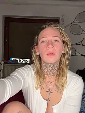 Snapshot of Antoniia69 chatting on November 2025 05:14:02 PM Antoniia69 online show from November 2025 05:14:02 PM