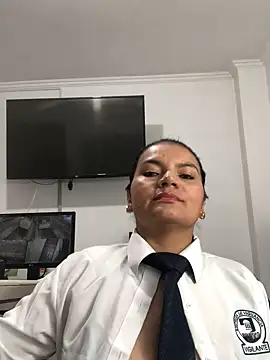 Snapshot of Rosa_Vidal_ chatting on November 2025 07:23:02 PM Rosa Vidal online show from November 2025 07:23:02 PM