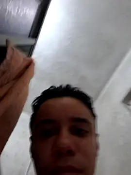 Snapshot of gymratbr chatting on November 2025 01:55:02 PM gymratbr online show from November 2025 01:55:02 PM