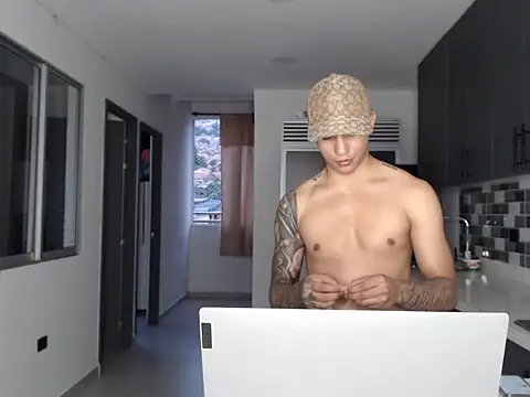 Snapshot of master_Tripa chatting on November 2025 10:20:02 PM master Tripa online show from November 2025 10:20:02 PM