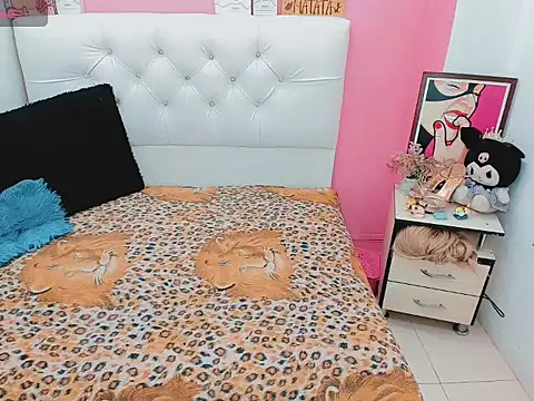 xwetdreamsx online show from March 2026 08:21:02 PM