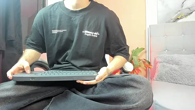 eren jeager online show from March 2026 01:33:02 AM