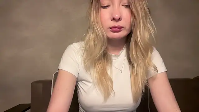 keeendall online show from December 2025 08:57:01 PM